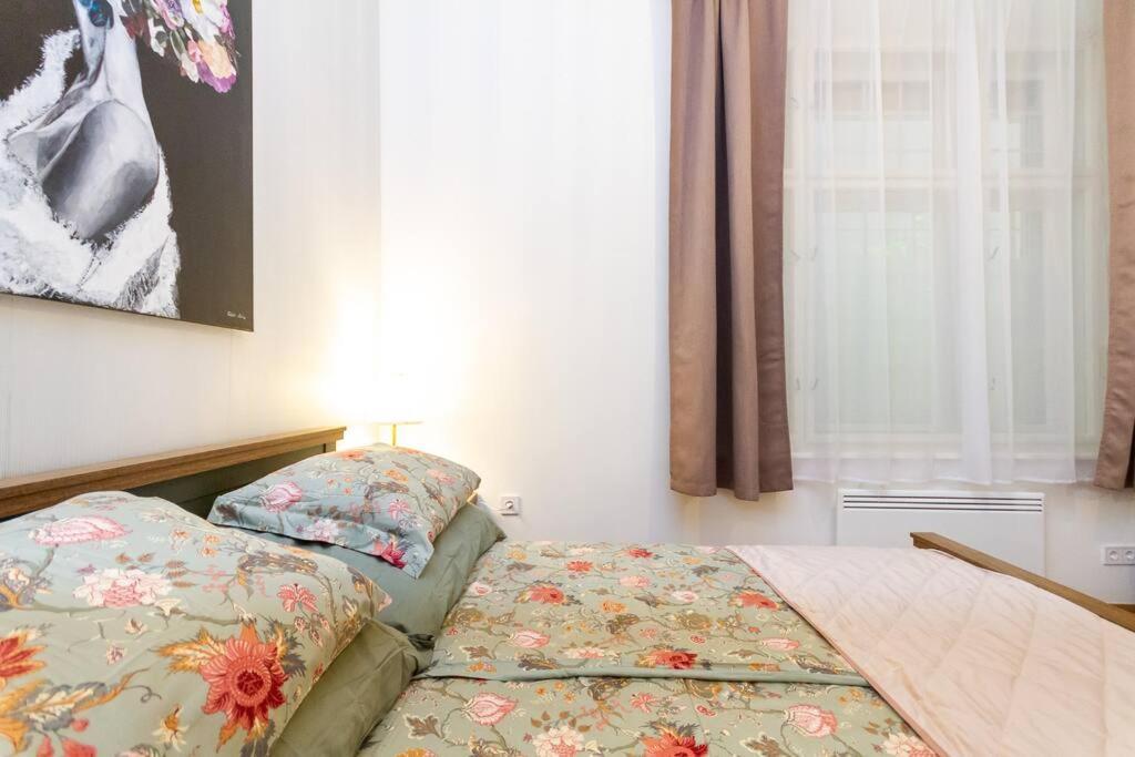 בודפשט Luxe Haven On Lonyay By Newave Apartments מראה חיצוני תמונה